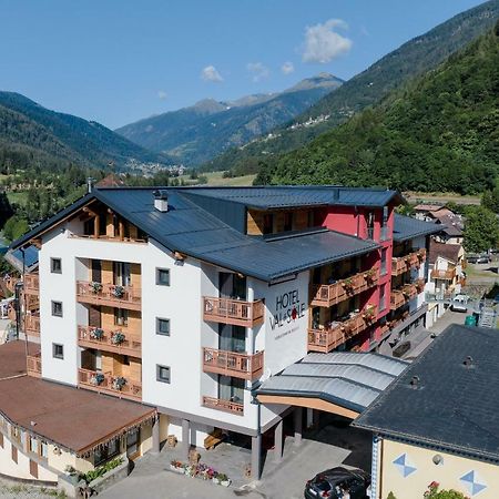 Hotel Val Di Sole ميتزانا المظهر الخارجي الصورة