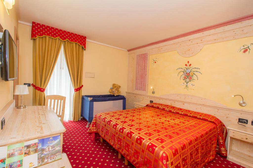 Hotel Val Di Sole ميتزانا المظهر الخارجي الصورة