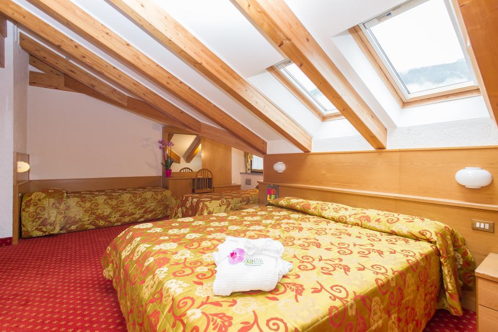 Hotel Val Di Sole ميتزانا المظهر الخارجي الصورة
